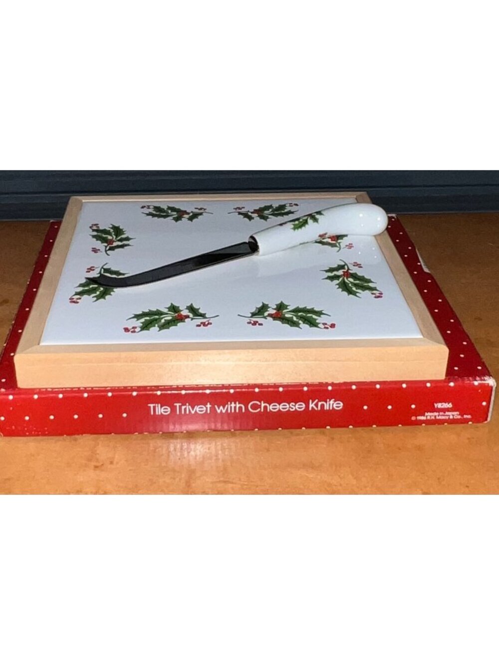 Tile Trivet Cheese Knife Holly Berry Design All The‎ Trimmings Wood Frame